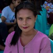 Alice Ăn Kẹo Alice Ăn Kẹo